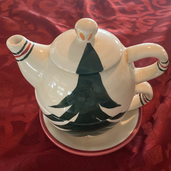 Vintage Barnes & Noble teapot on top of cup and saucer - Picture 7 of 7